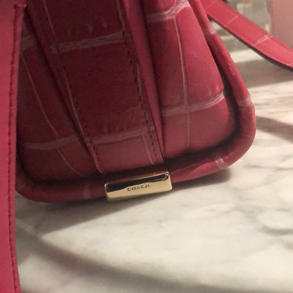 RARE LIMITED Sample Coach Pink Croc Leather Swagger Crossbody - Picture 13 of 15